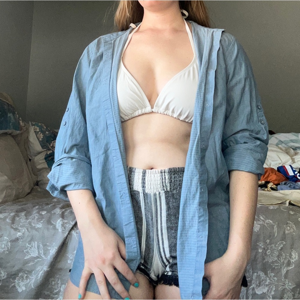Blue Calvin Klein button down shirt 👕